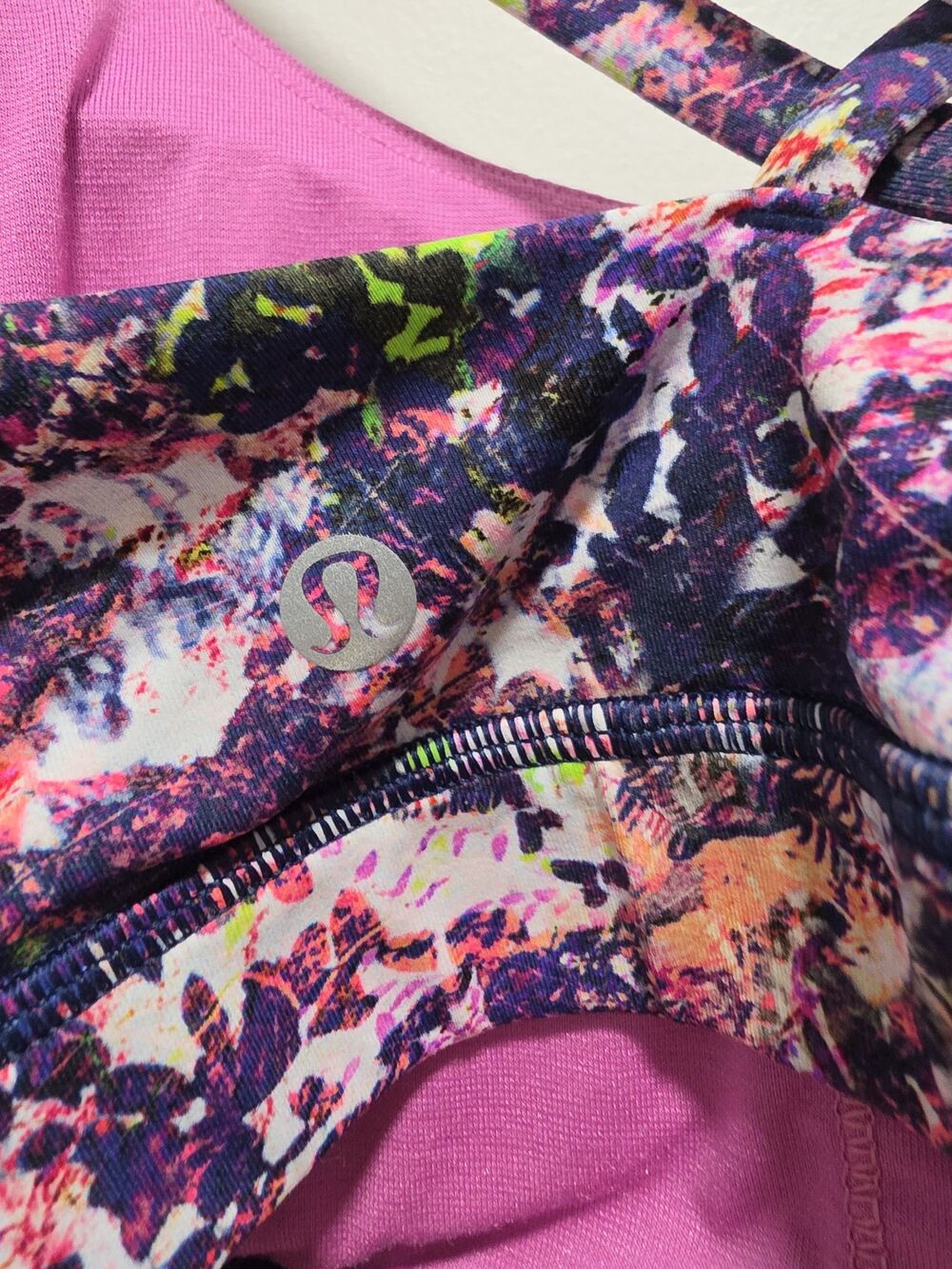 Lululemon SeaWheeze Energy Sports Bra Size 8 - Picture 3 of 3